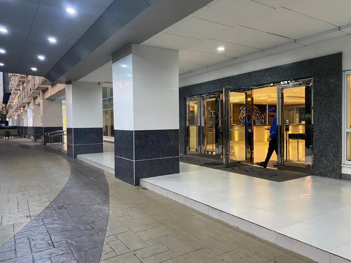 Azenith Staycation At Sea Residences Moa Pasay Exterior photo