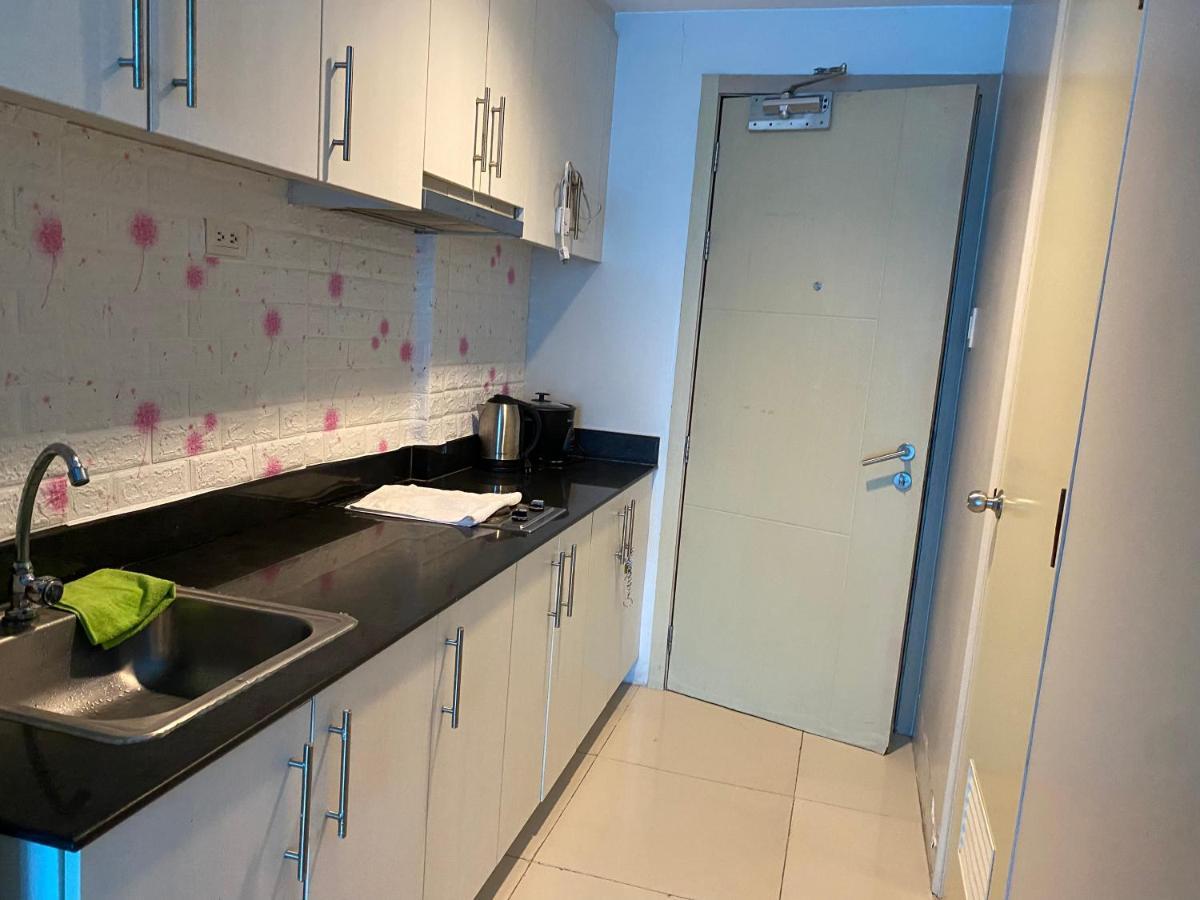 Azenith Staycation At Sea Residences Moa Pasay Exterior photo