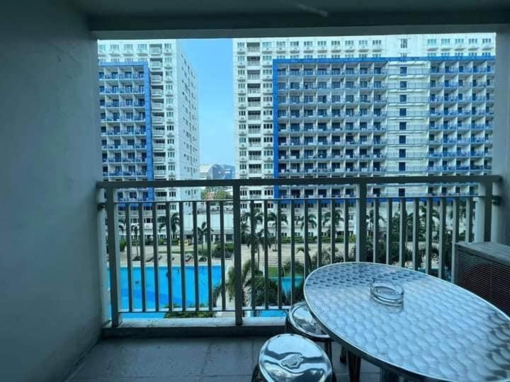 Azenith Staycation At Sea Residences Moa Pasay Exterior photo
